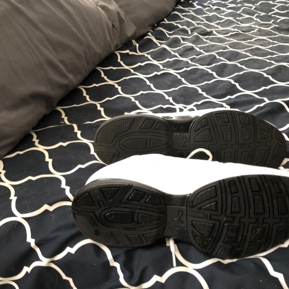 Puma Sneakers - Picture 4 of 5